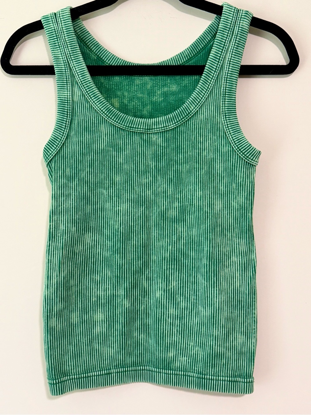 Zenana Outfitters Acid Washed Green Ribbed Two Way Scoop Neck Tank - Picture 3 of 4